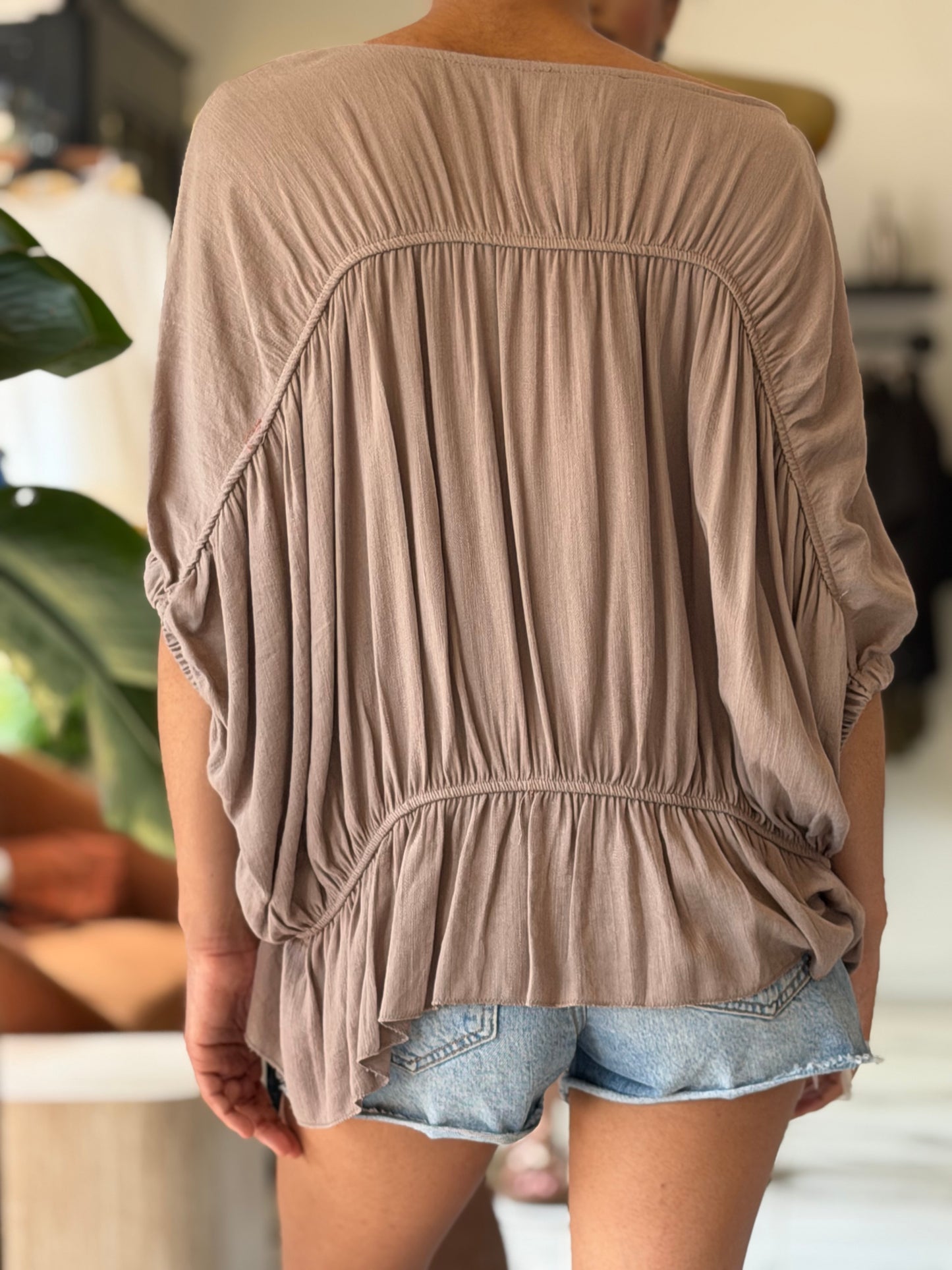 Top Olivia