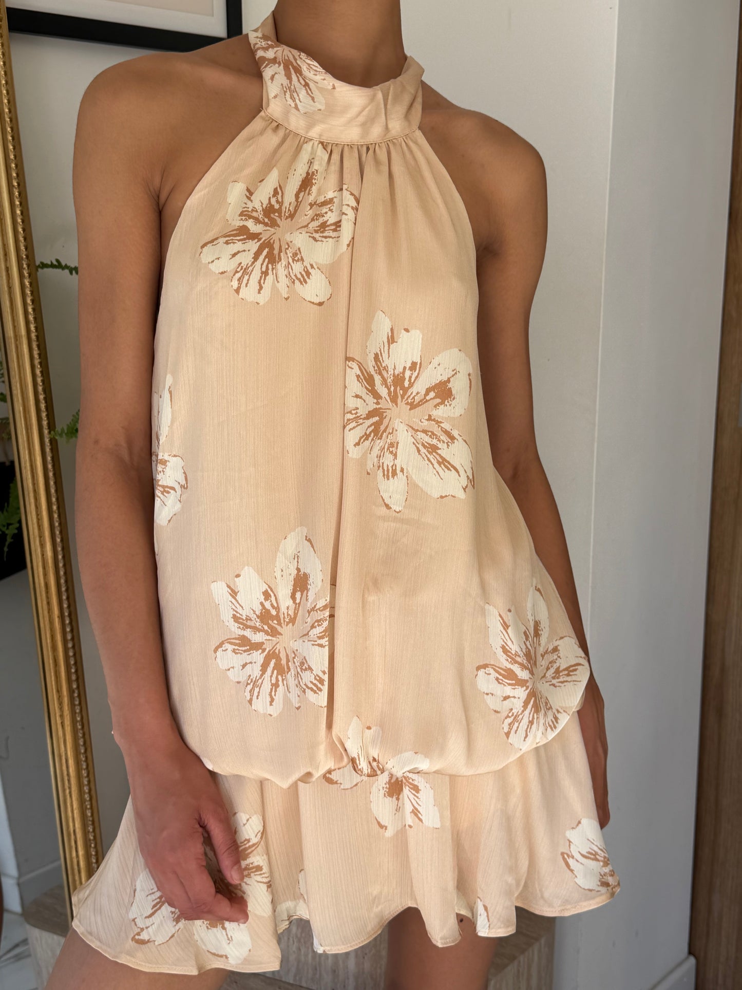 Robe Leonie